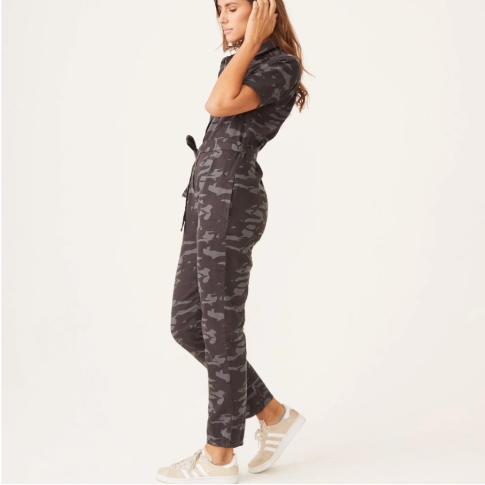 NWT Monrow Camo Jumpsuit belted $298 - Picture 4 of 10